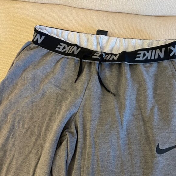 Nike Dry Fit Pant, Size XXL Standard Fit - Picture 6 of 6